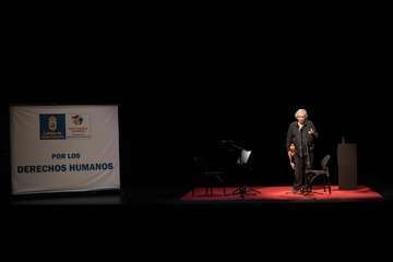 Paco Ibañez llena el Teatro Cuyás (Foto TA)